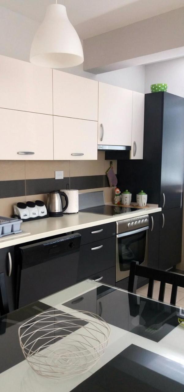 Apartments Iva Tivat Exterior foto